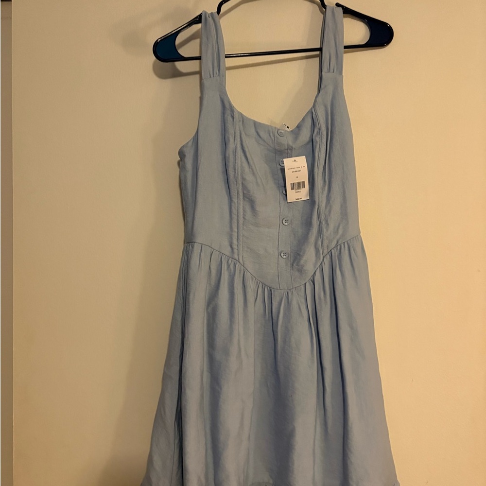 Light Blue women’s above knee Dress zip up side nwt